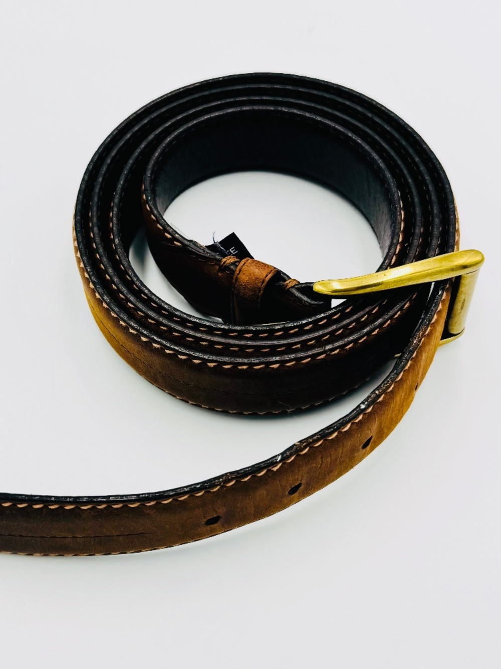 Roundtree & Yorke Leather Belt Mens 54 Oiled Chamois Cowhide Brass Big and Tall